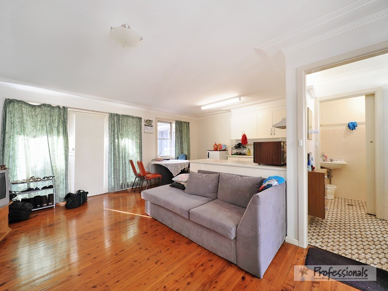 2/79 Queen Elizabeth Drive, Armidale NSW 2350