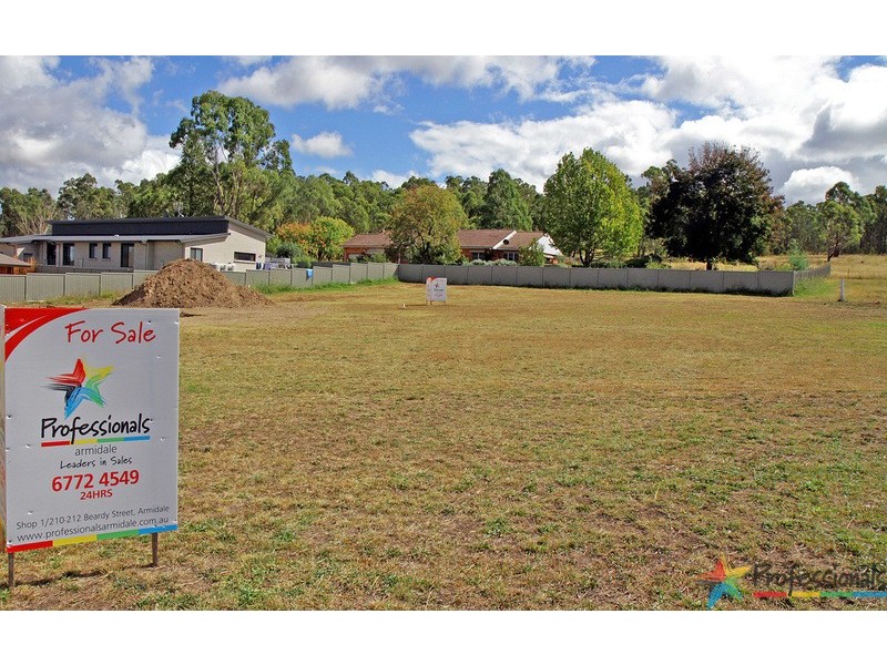 Lot Lot, 19 Peterson Drive, Armidale NSW 2350