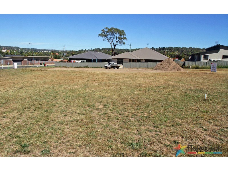Lot Lot, 19 Peterson Drive, Armidale NSW 2350