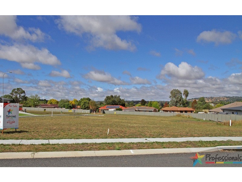 Lot Lot, 10 Peterson Drive, Armidale NSW 2350