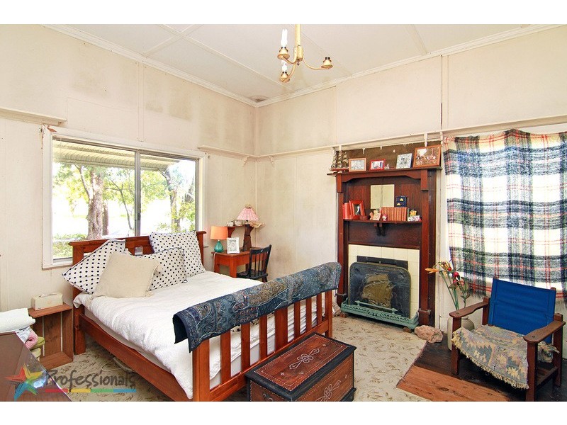 7 Duke Street, Uralla NSW 2358