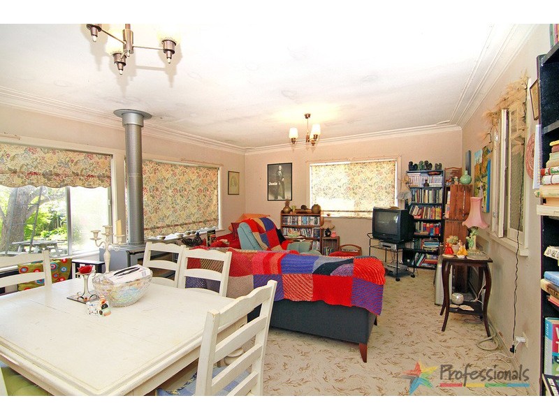 7 Duke Street, Uralla NSW 2358