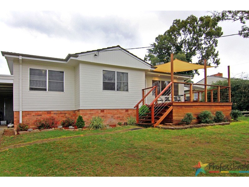 10 Chestnut Avenue, Armidale NSW 2350