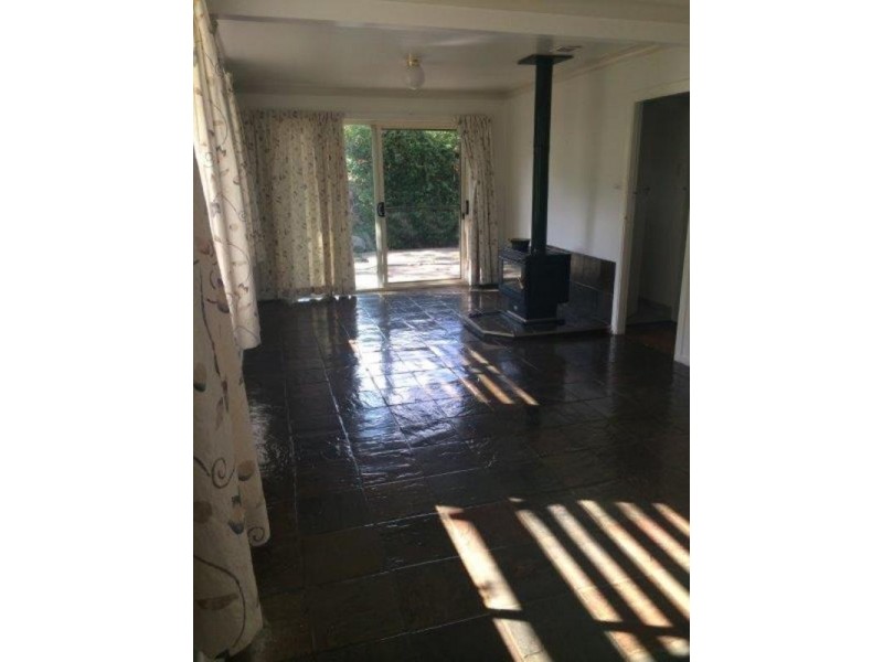 214 Marsh Street, Armidale NSW 2350