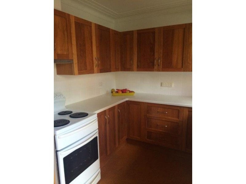 214 Marsh Street, Armidale NSW 2350