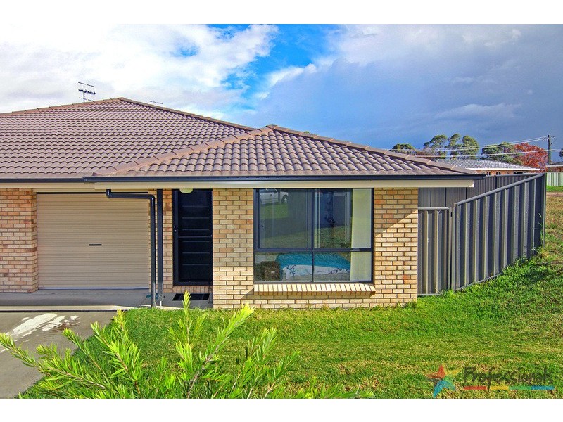 1/3 McGrath Place, Armidale NSW 2350