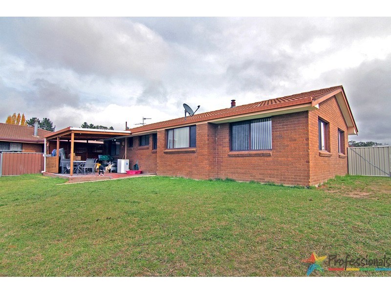 3 Pointsfield Place, Armidale NSW 2350