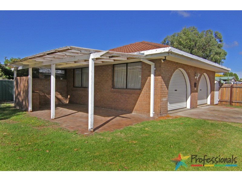 8 West Avenue, Armidale NSW 2350