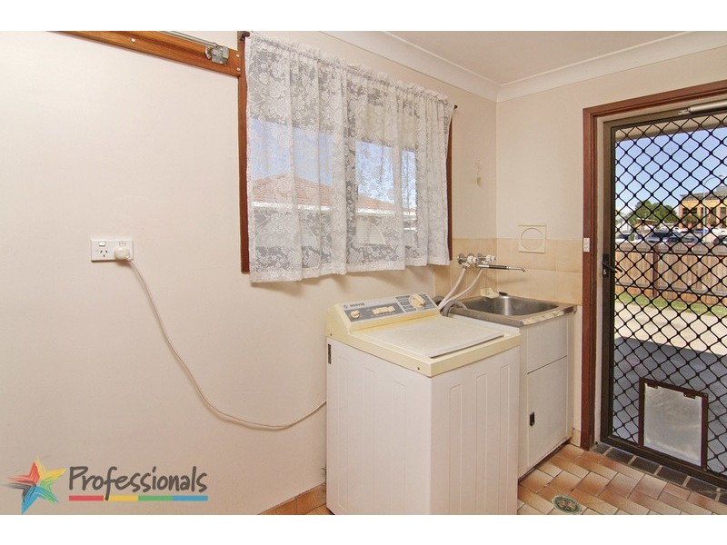 8 West Avenue, Armidale NSW 2350