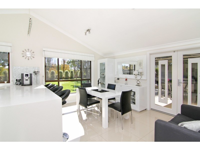5 Moyes Street, Armidale NSW 2350