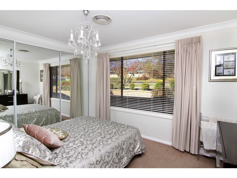 5 Moyes Street, Armidale NSW 2350