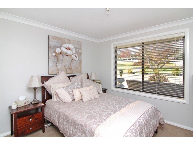 5 Moyes Street, Armidale NSW 2350