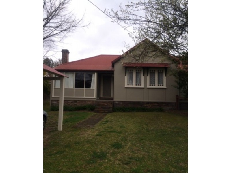 2/82 Mann Street, Armidale NSW 2350