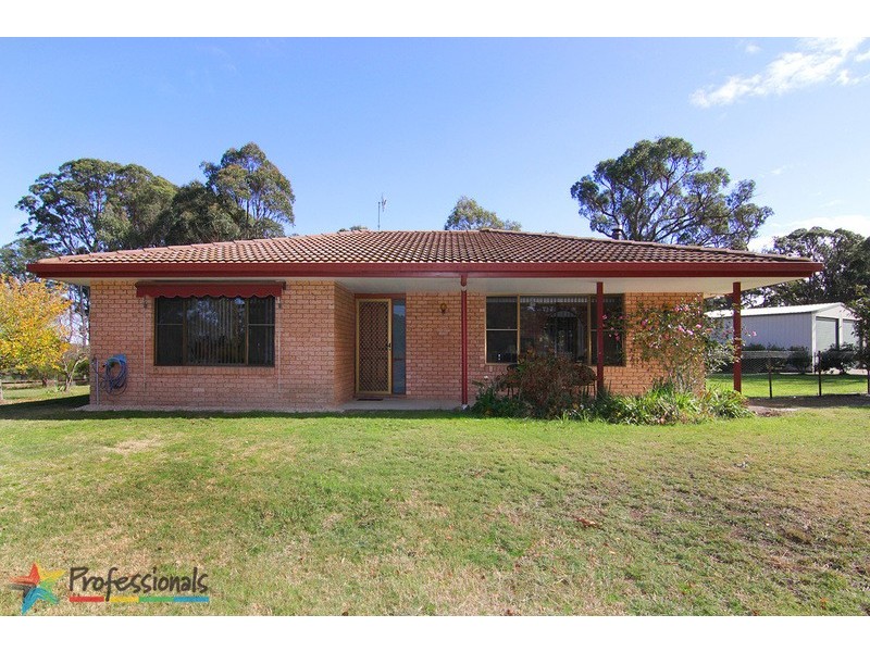 26 Barloo Road, Armidale NSW 2350
