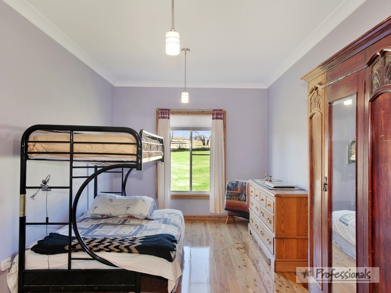 419 Hillview Road, Uralla NSW 2358