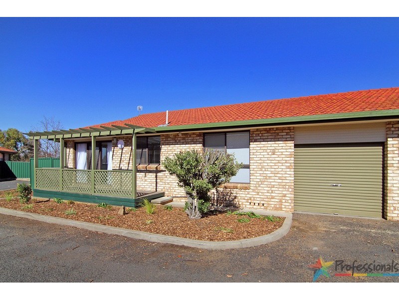 27  Niagara Street, Armidale NSW 2350