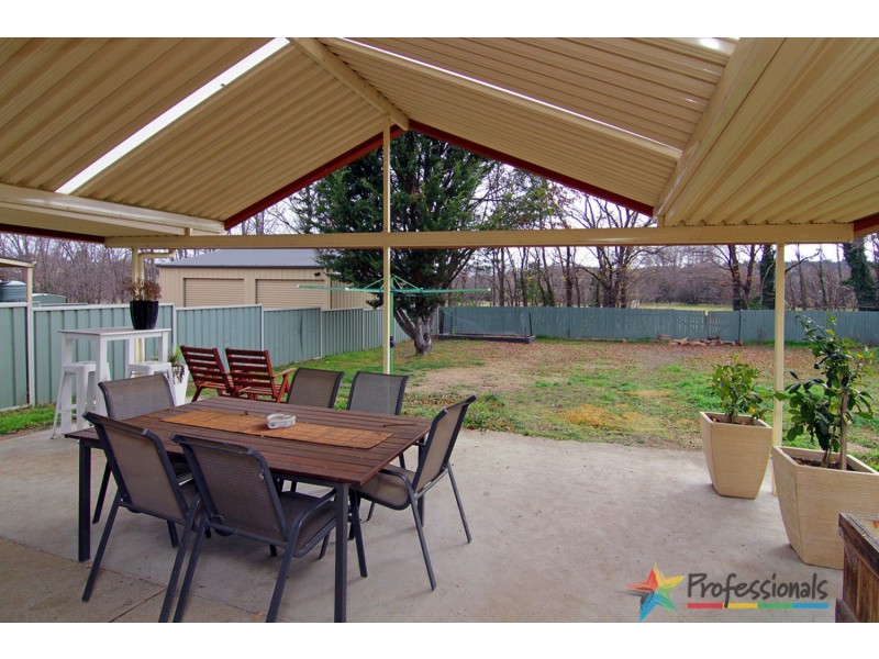 69 Macdonald Drive, Armidale NSW 2350