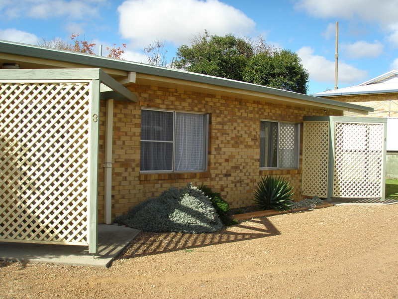 4/4 Speare Avenue, Armidale NSW 2350