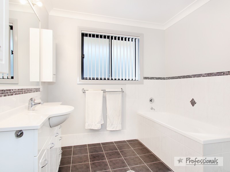 5 McCarthy Crescent, Armidale NSW 2350