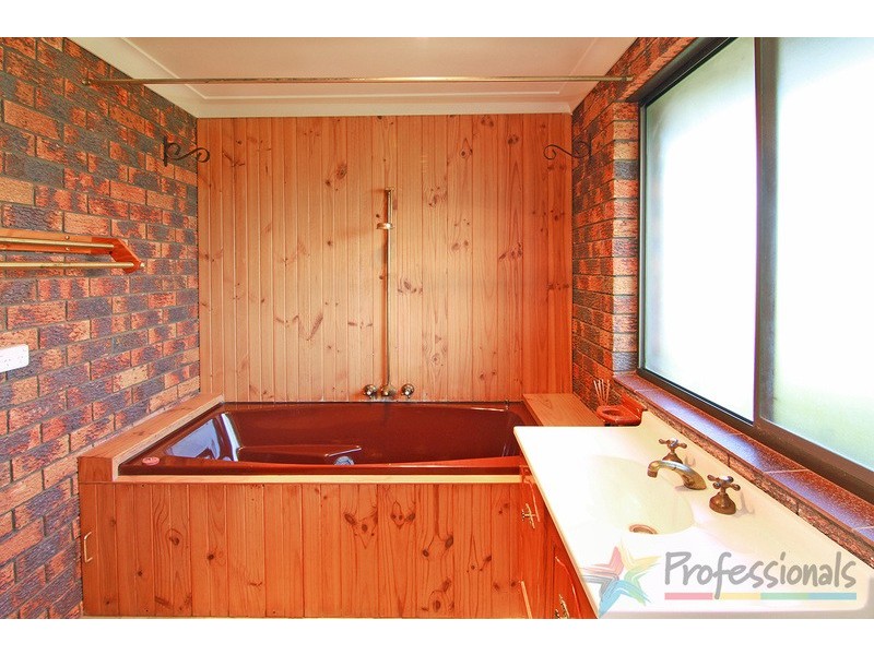 102 Browning Drive, Armidale NSW 2350