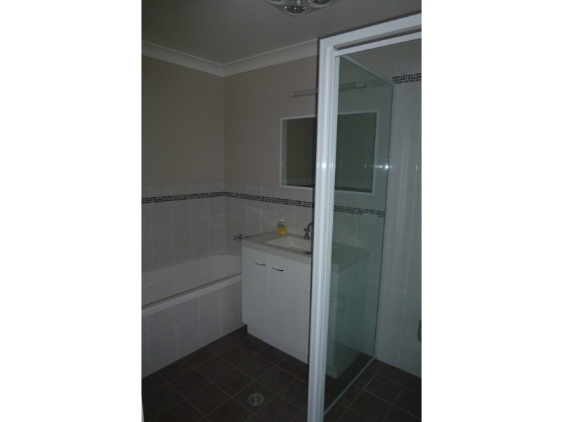 1/8 Amber Close, Armidale NSW 2350