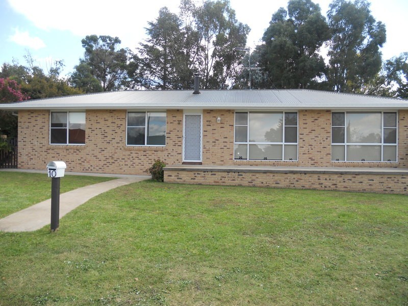 10 Florence Crescent, Armidale NSW 2350