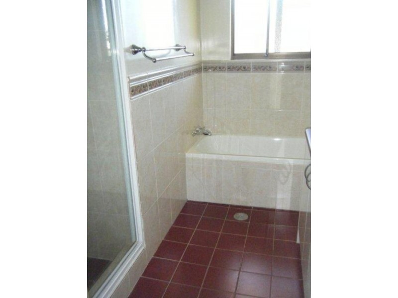 1 Penfold Place, Armidale NSW 2350