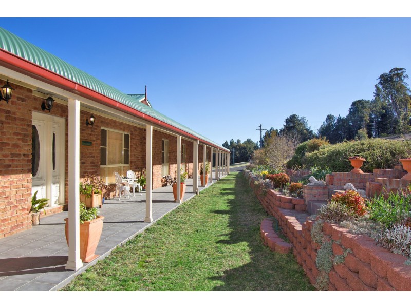 10 Fitzroy Street, Uralla NSW 2358
