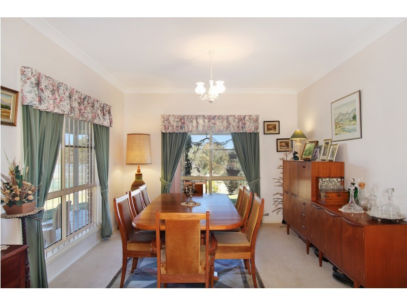 10 Fitzroy Street, Uralla NSW 2358