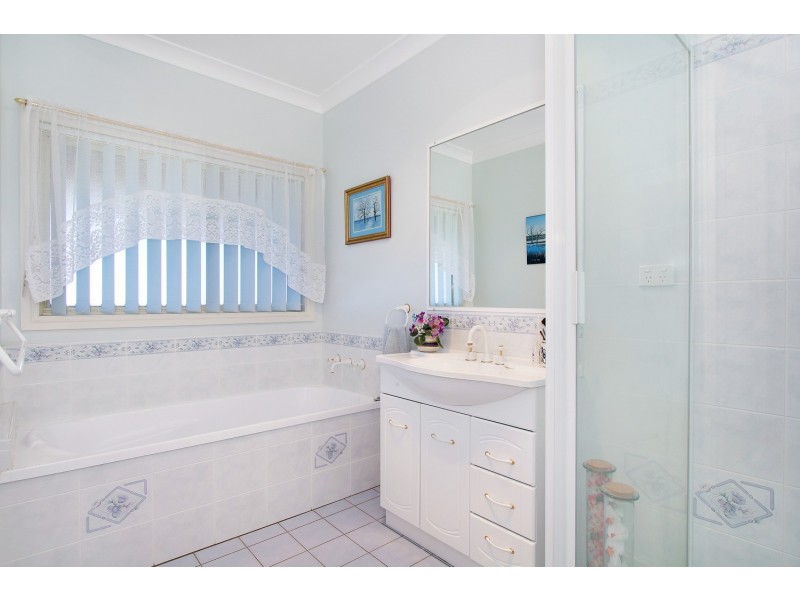 10 Fitzroy Street, Uralla NSW 2358