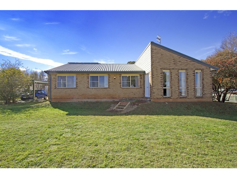 47 Erskine Street, Armidale NSW 2350