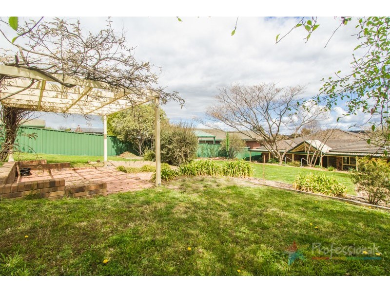 1 Williams Place, Armidale NSW 2350