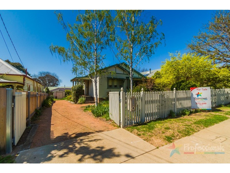 185 Marsh Street, Armidale NSW 2350