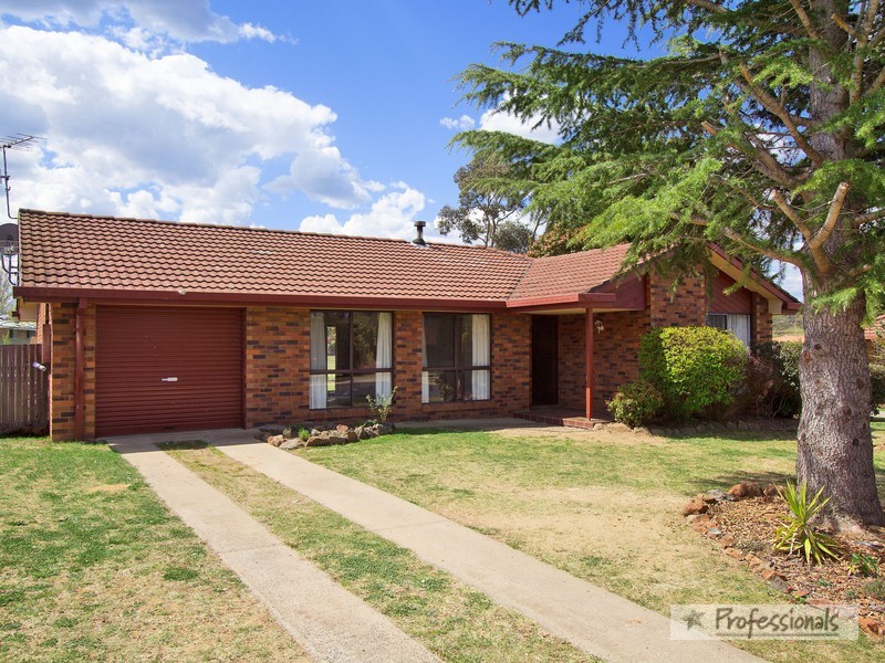13 Jayne Close, Armidale NSW 2350