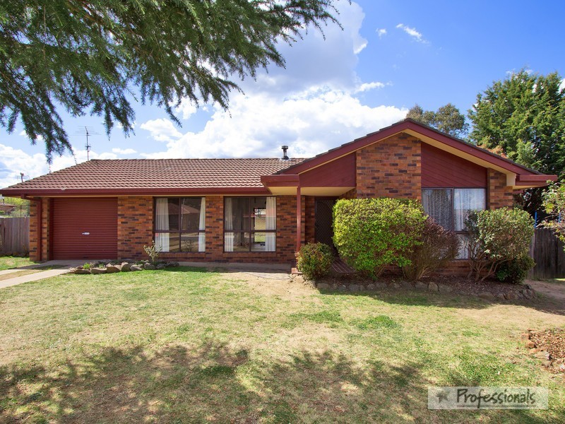 13 Jayne Close, Armidale NSW 2350