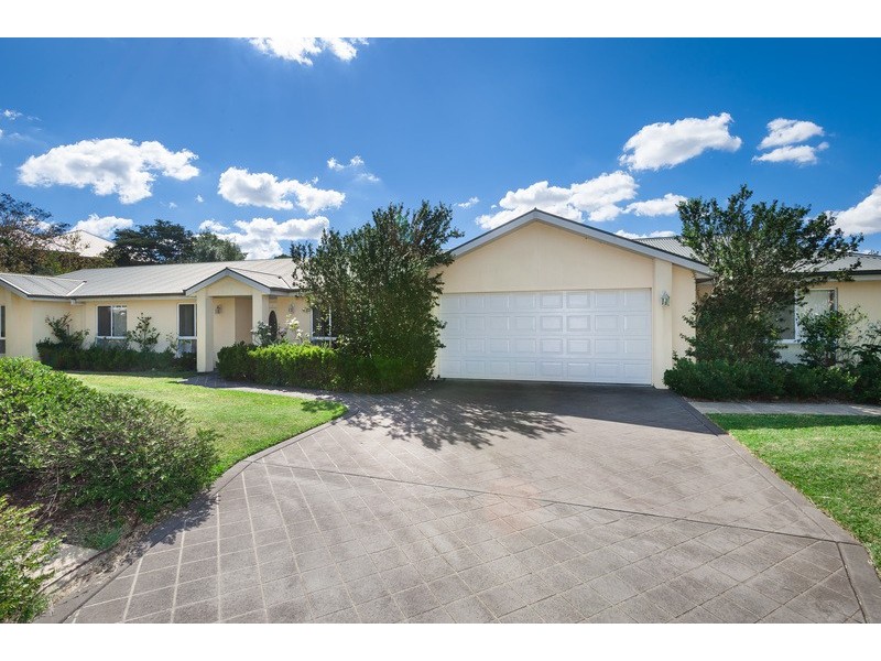 52 The Avenue, Armidale NSW 2350