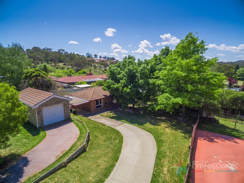 5 Peters Place, Armidale NSW 2350