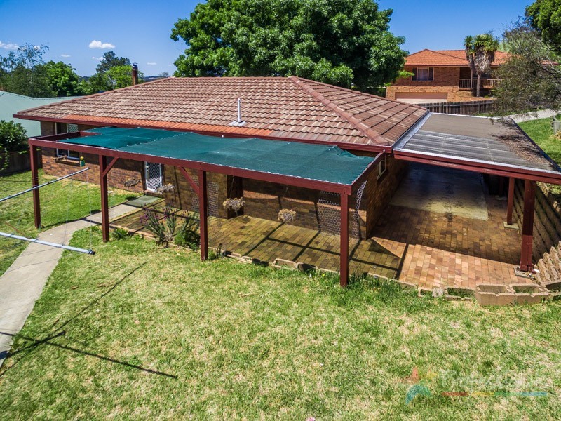 5 Peters Place, Armidale NSW 2350