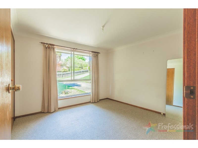 5 Peters Place, Armidale NSW 2350