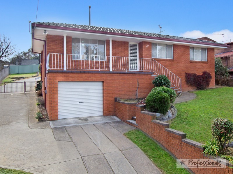 171 Kirkwood Street, Armidale NSW 2350