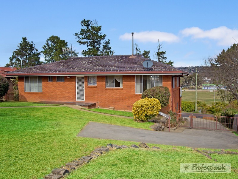 171 Kirkwood Street, Armidale NSW 2350