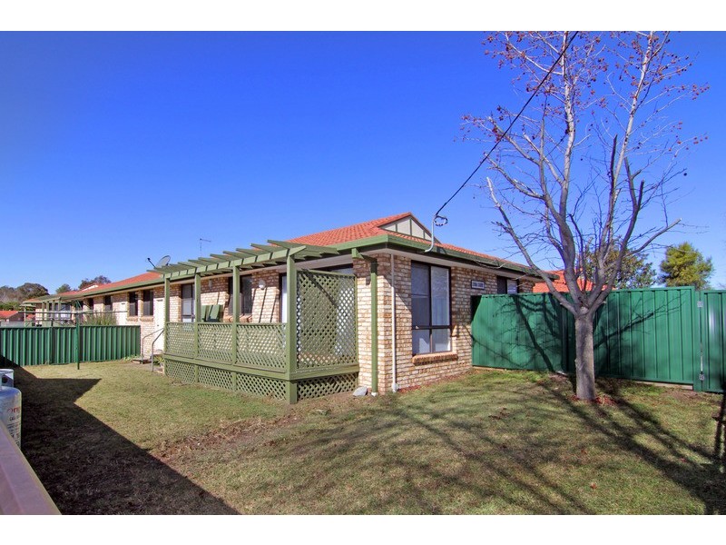 2/25-27 Niagara Street, Armidale NSW 2350
