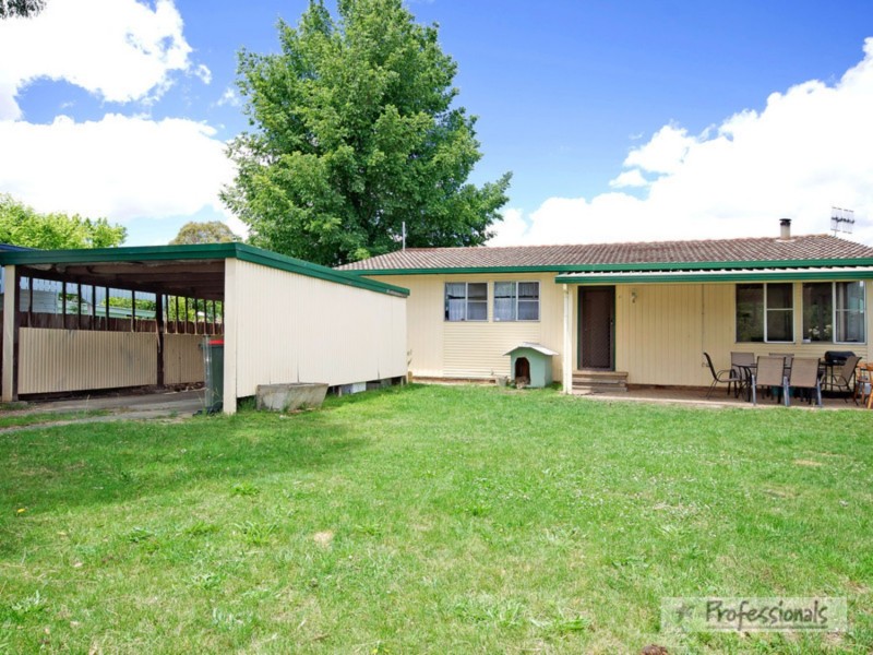 22 Enid Street, Armidale NSW 2350