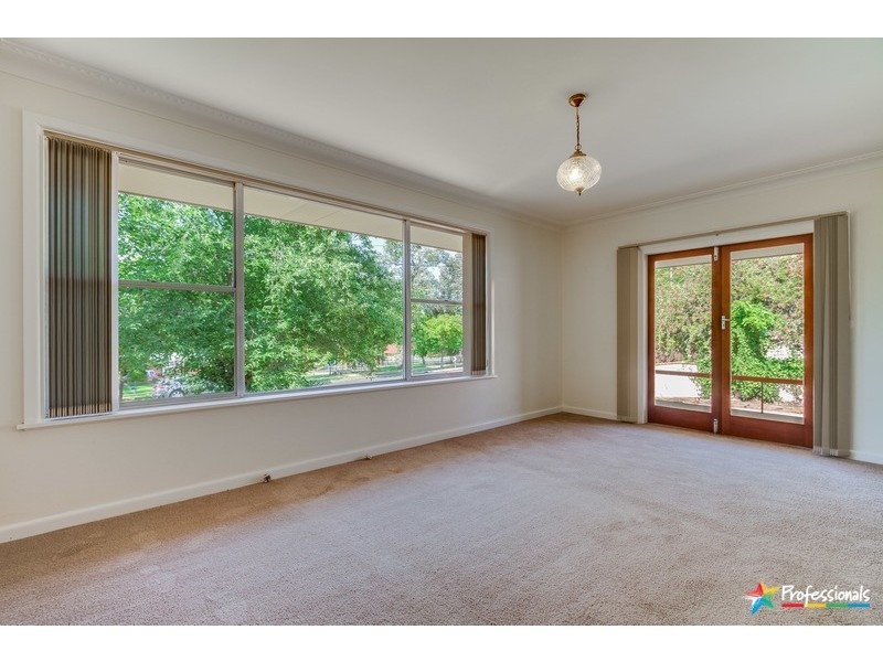 124 Mann Street, Armidale NSW 2350