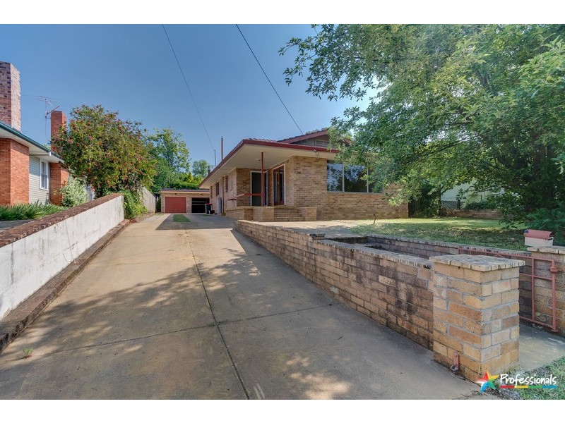 124 Mann Street, Armidale NSW 2350