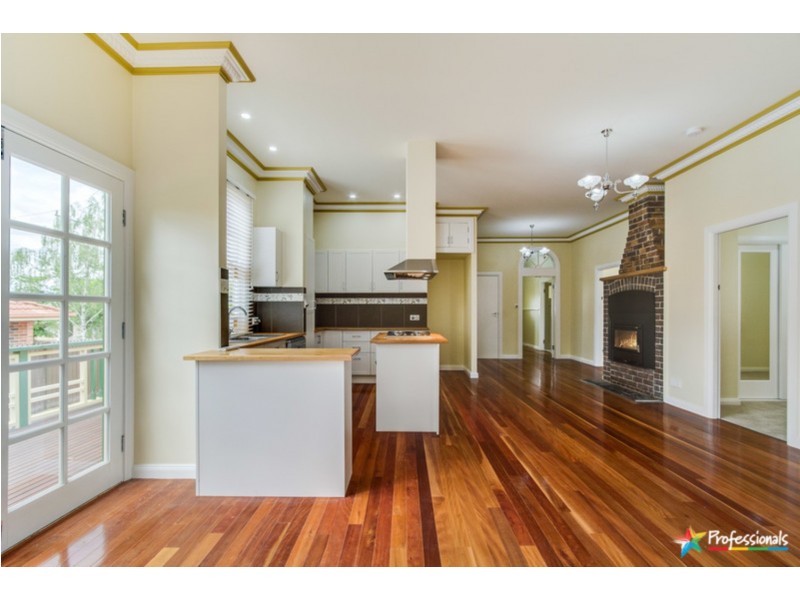 158 Marsh Street, Armidale NSW 2350