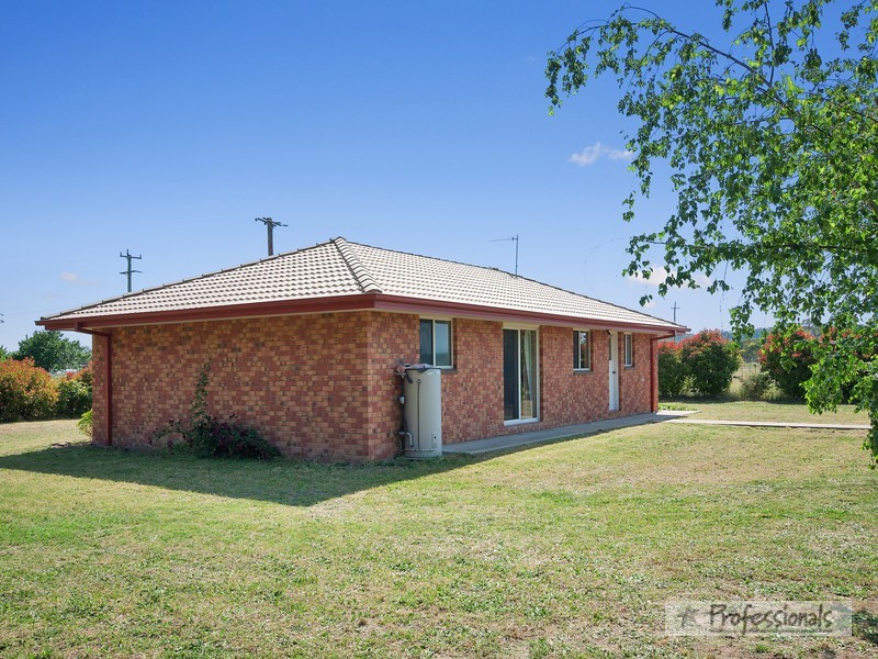 80 Gostwyck Road, Uralla NSW 2358