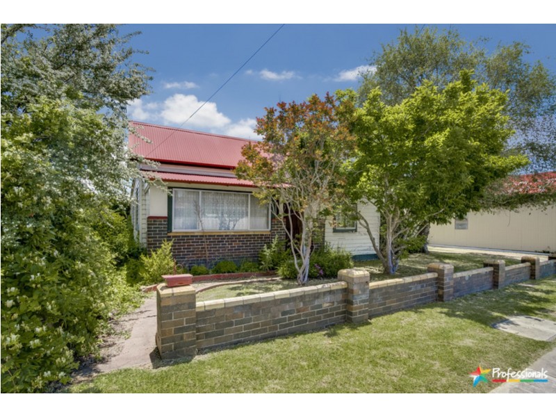 102 Niagara Street, Armidale NSW 2350