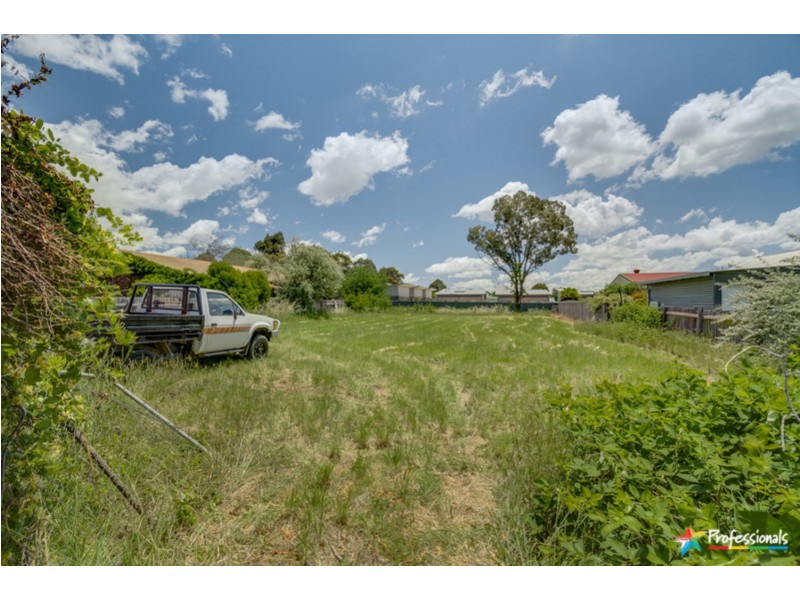 102 Niagara Street, Armidale NSW 2350