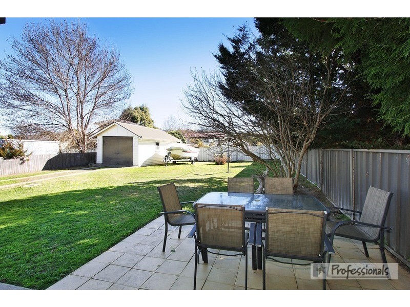 12 Marsh Street, Armidale NSW 2350